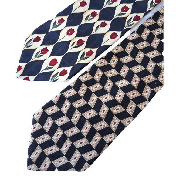 Two Vintage Men’s Ties Red Black Tulip Floral Abstract 417 Van Heusen All Silk - Picture 1 of 16